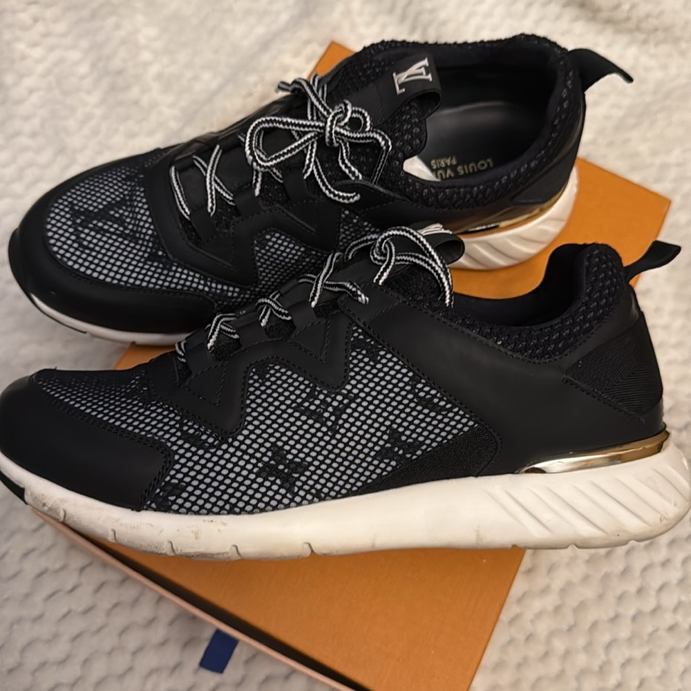 Louis Vuitton-Aftergame Sneaker - Picture 2 of 5